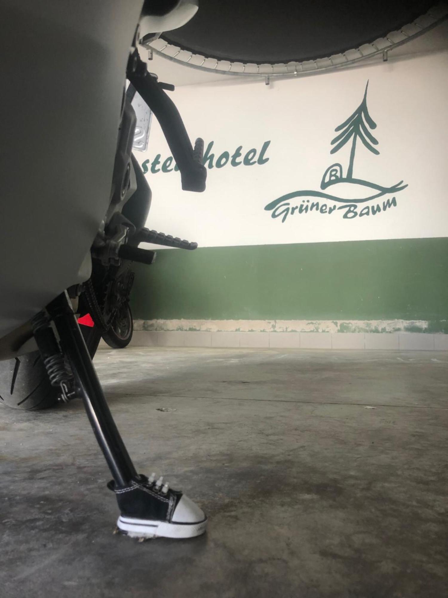 Rennsteighotel Gruener Baum ชมีเดอเฟลด์ อัม เร็นน์ชไตก์ ภายนอก รูปภาพ